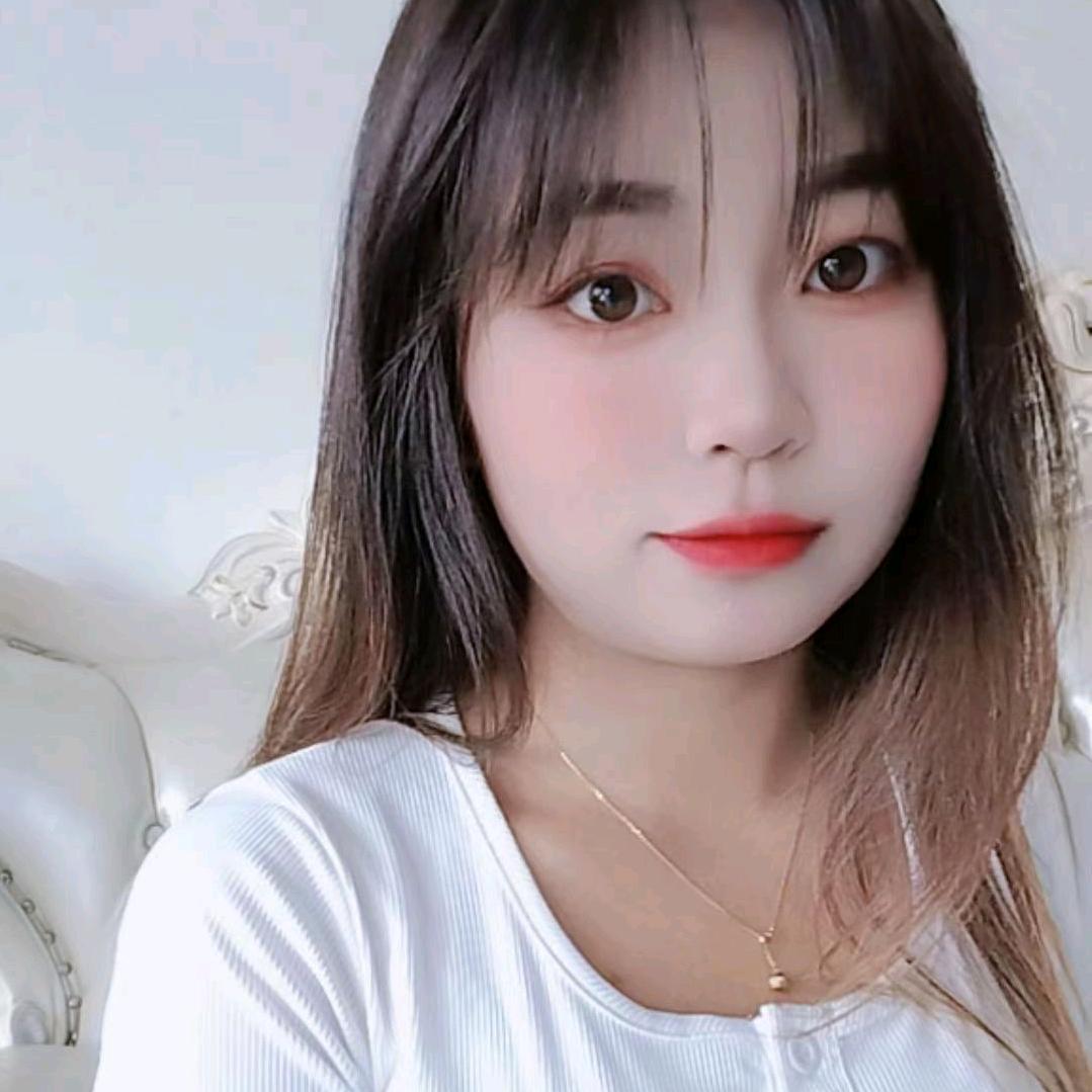 芳芳吖
