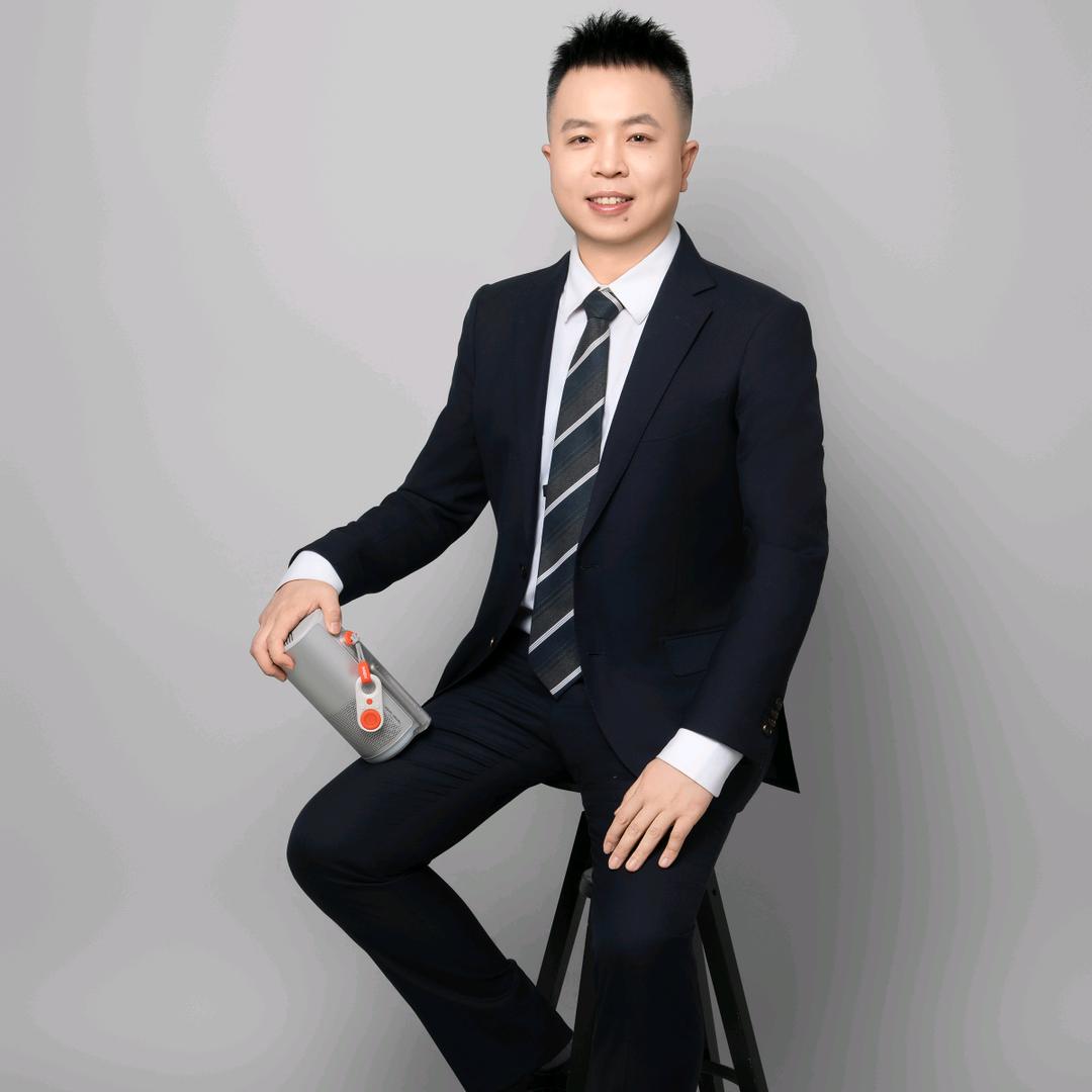 极影沈阳长白店Thomas