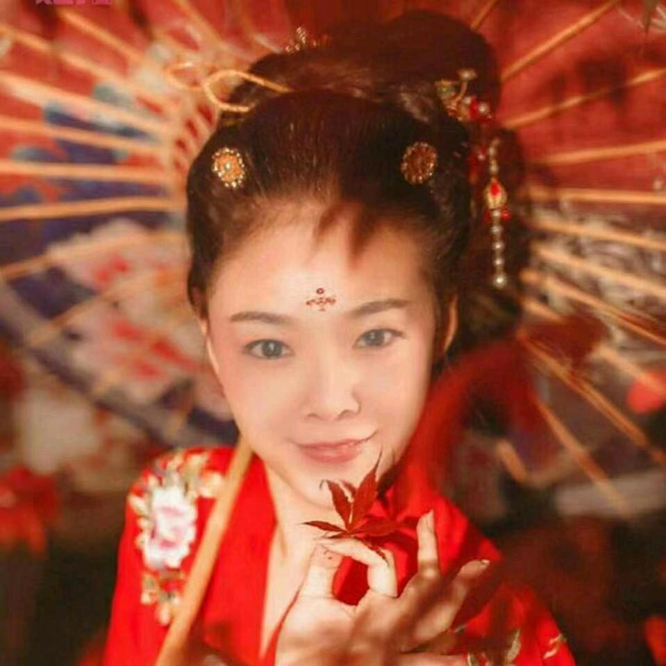 酒红