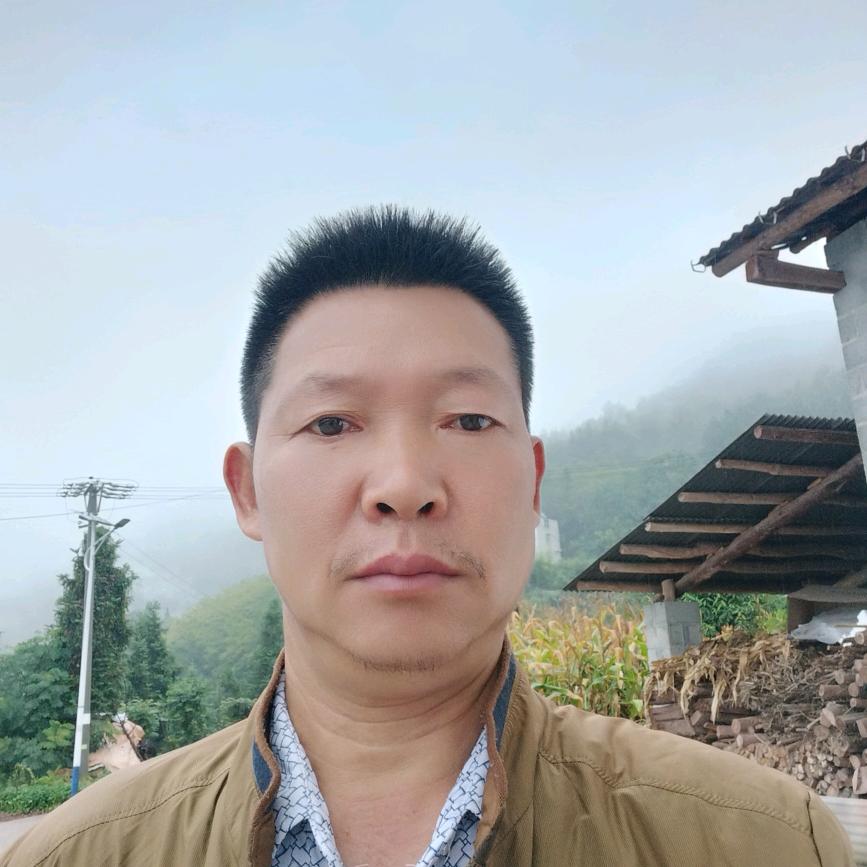 巴东朋歌：每天下午四点10分开播
