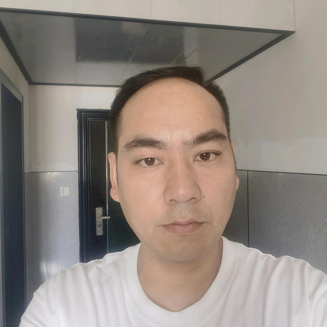 刚哥一笑