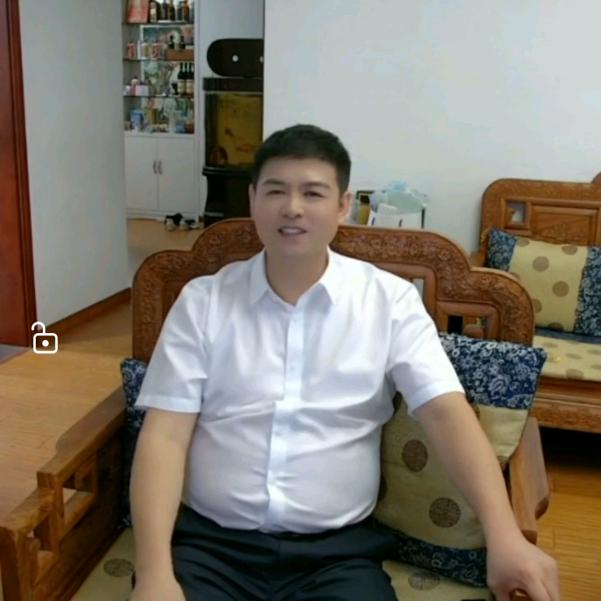 张昊天