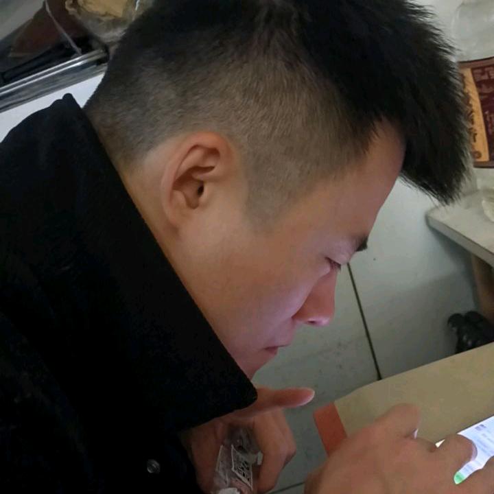 @当幸福❤️来敲门