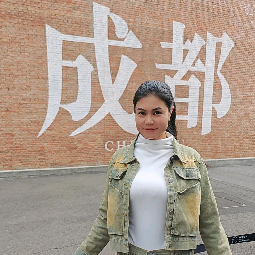 新疆德含姑娘商贸有限公司