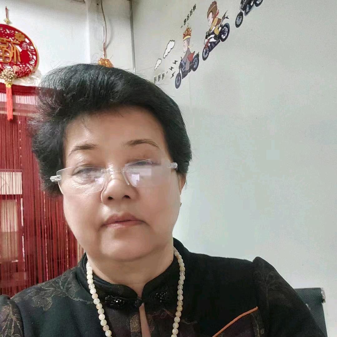 丁静芬