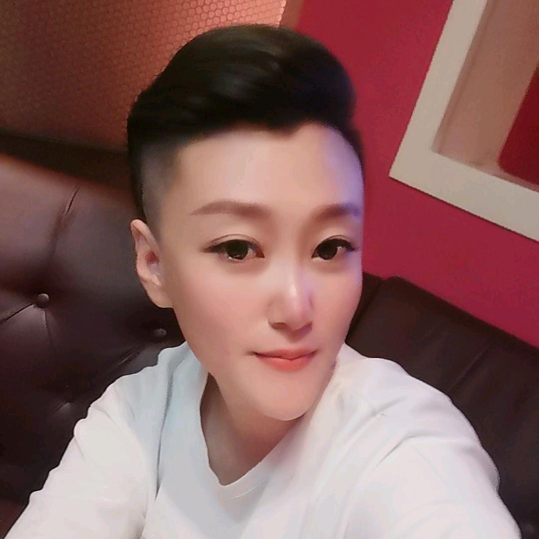 众晓衣品服装店（女人馆）