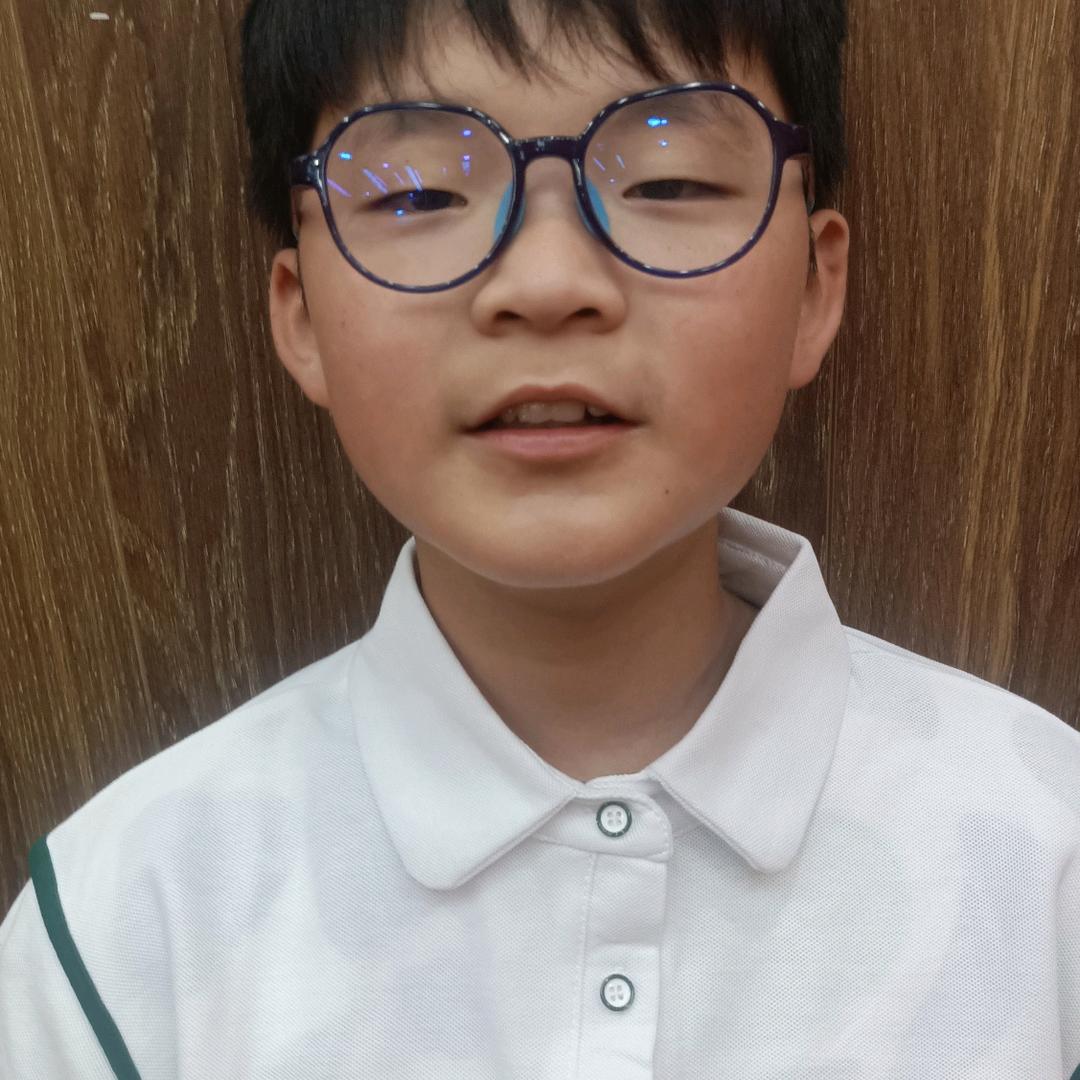 我是红姐，是一名四零后的老太太，做一名分