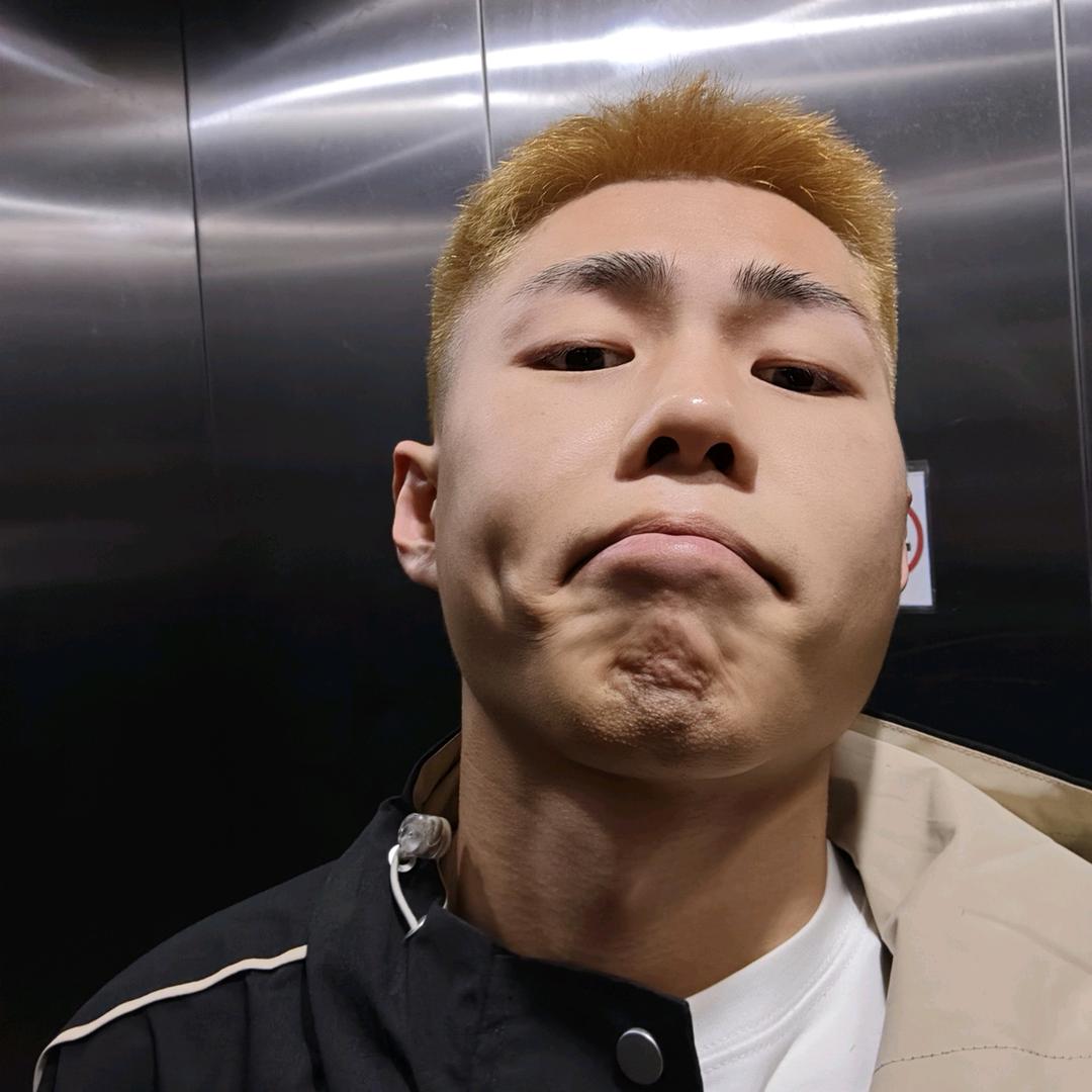 小宇儿🍊🍊