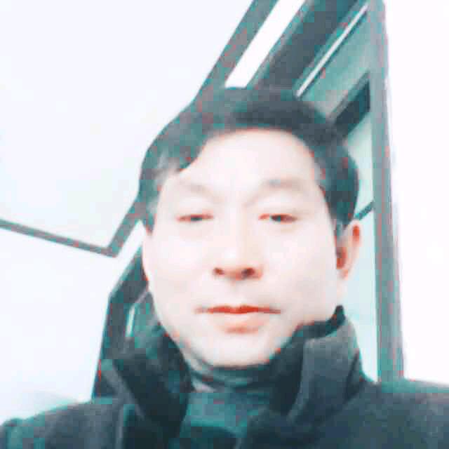 安咯噜噜噜噜突然