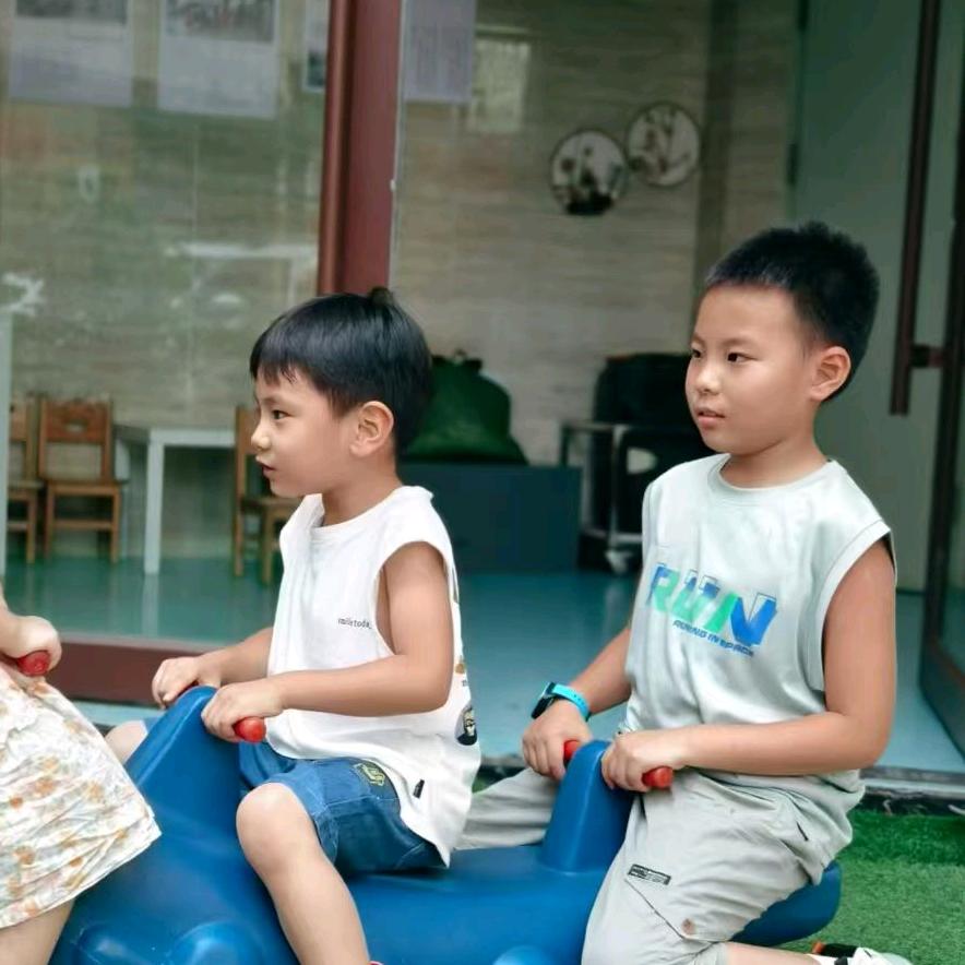 向右看齐