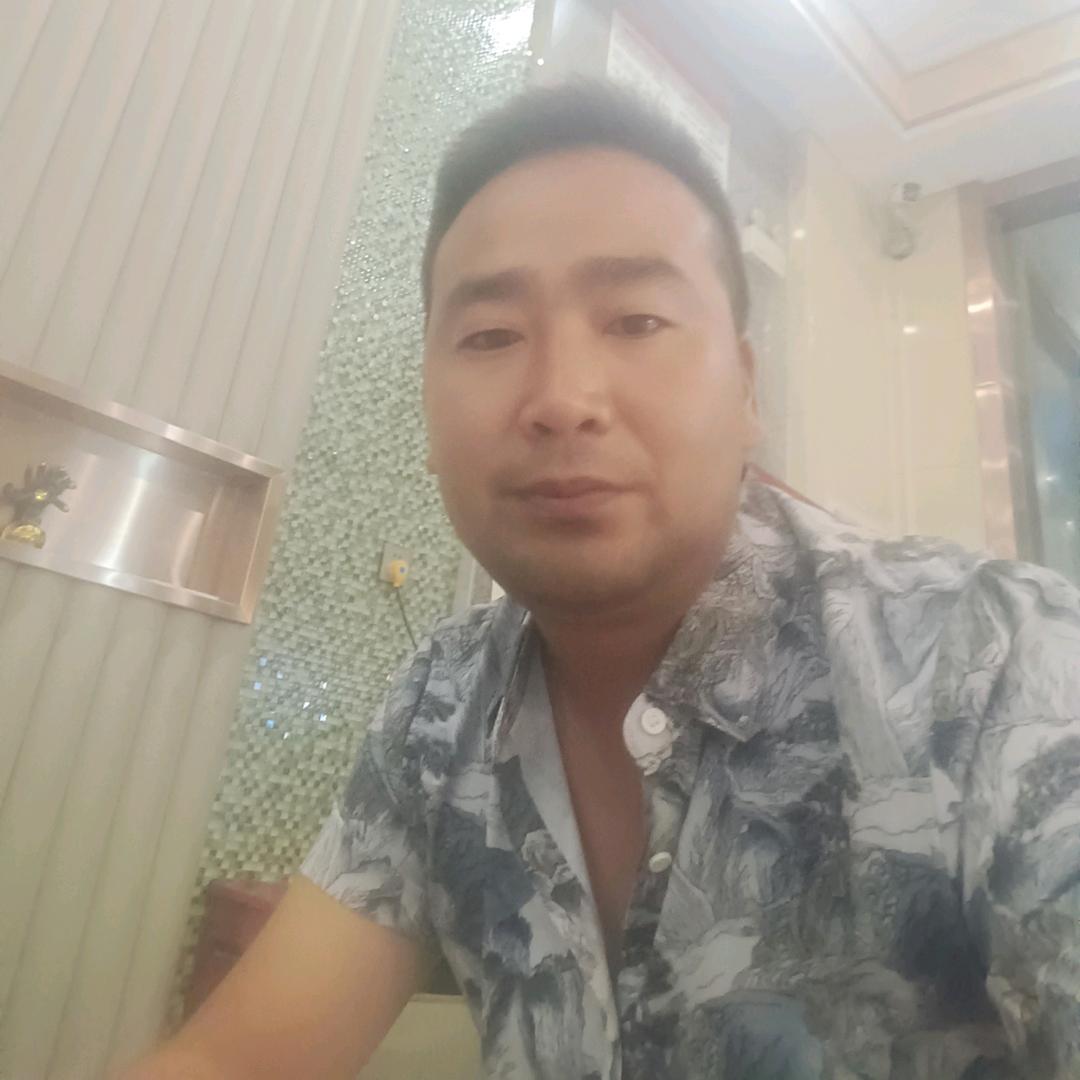 圣蒽小华哥哥