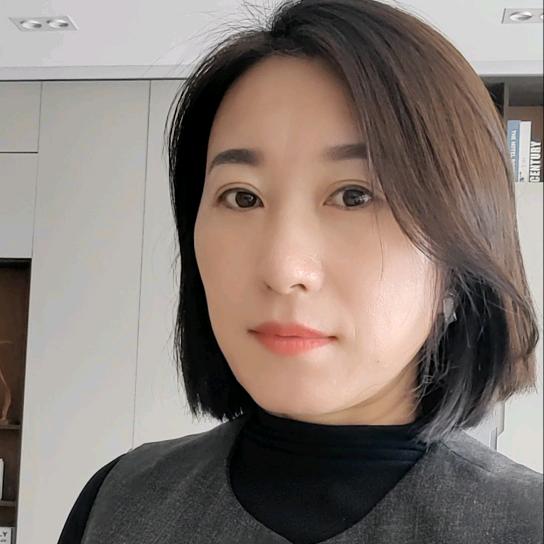 做柜门的小杨嫂