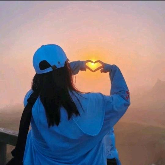ღ᭄喜儿💞