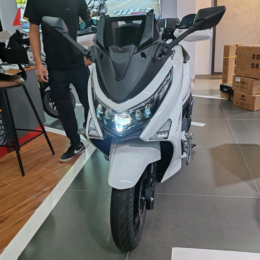 鹤山大昌车业豪爵精品店