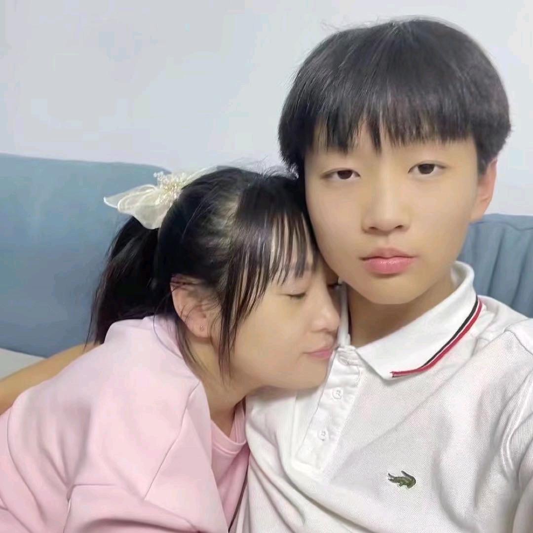 黄一涵妈妈