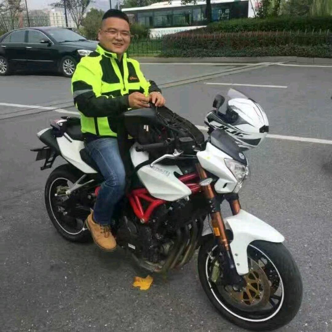 女装毛衫贴牌来样加工