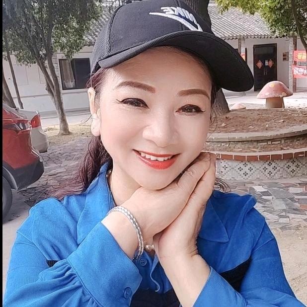 黄诗涵，苏州吴江黎里镇北厍久木堂厍源店
