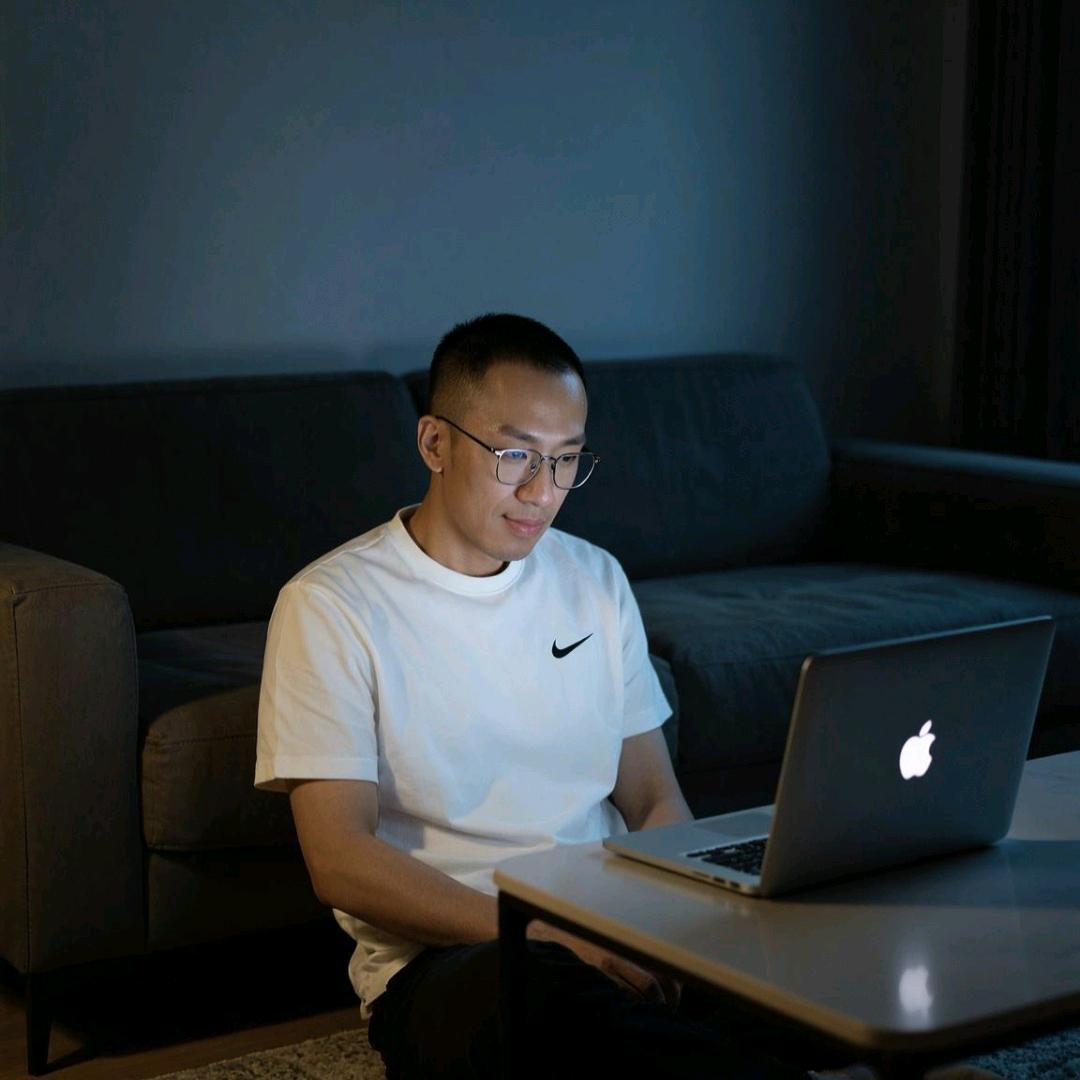 重庆胜锦电梯   杜二哥