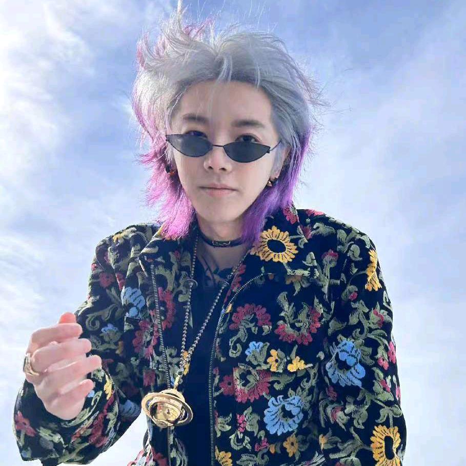 敏感脆弱小女孩