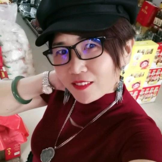笑看人生一汤沟大志超市新市场内