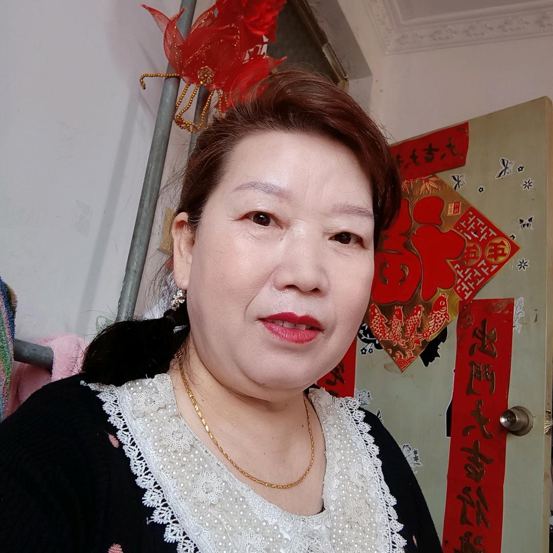 小龙虾幸福一生。
