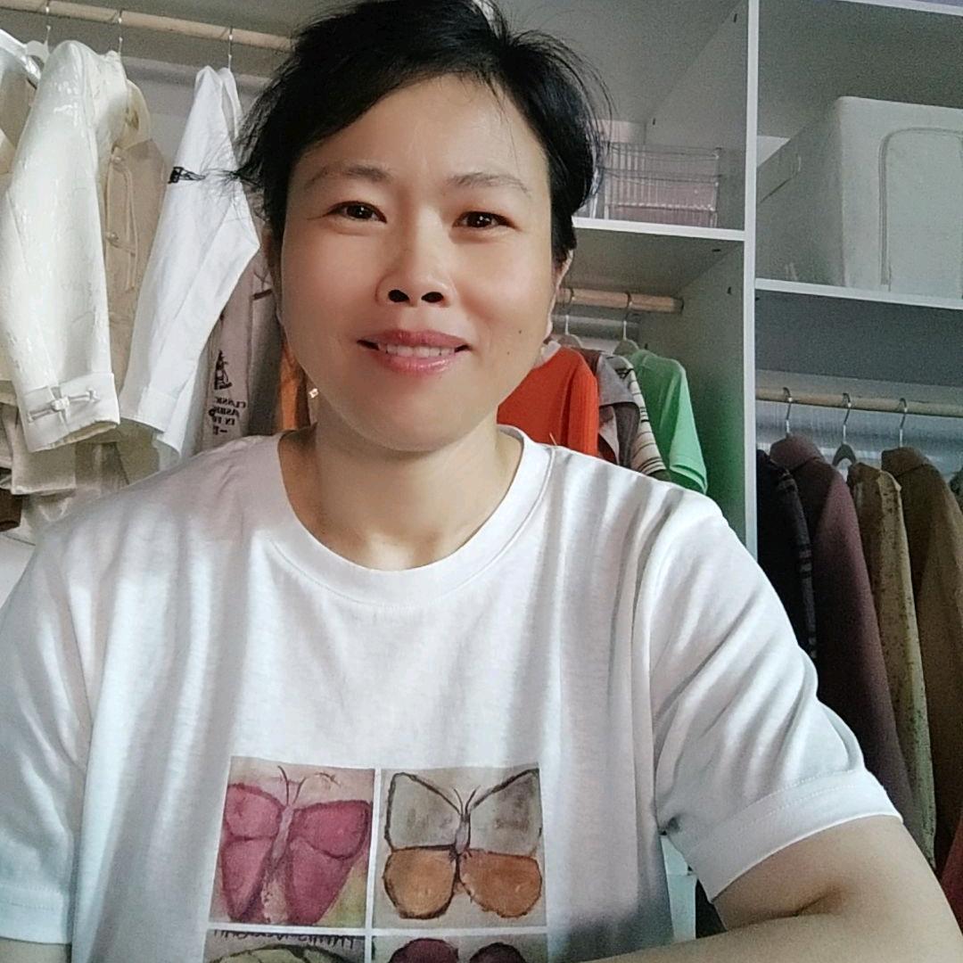 牛恩英在无锡做保洁（牛牛家政））