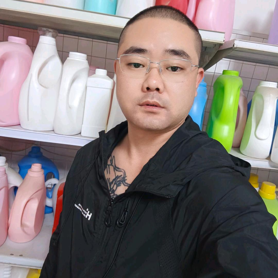 Mr.权⌚（塑料制品厂）