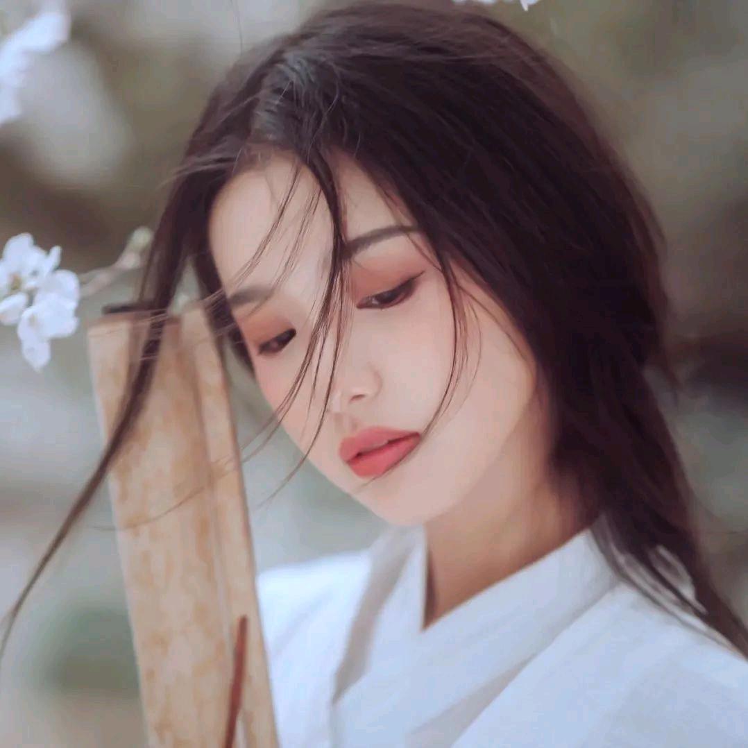 小玫（爱踩玉米版）
