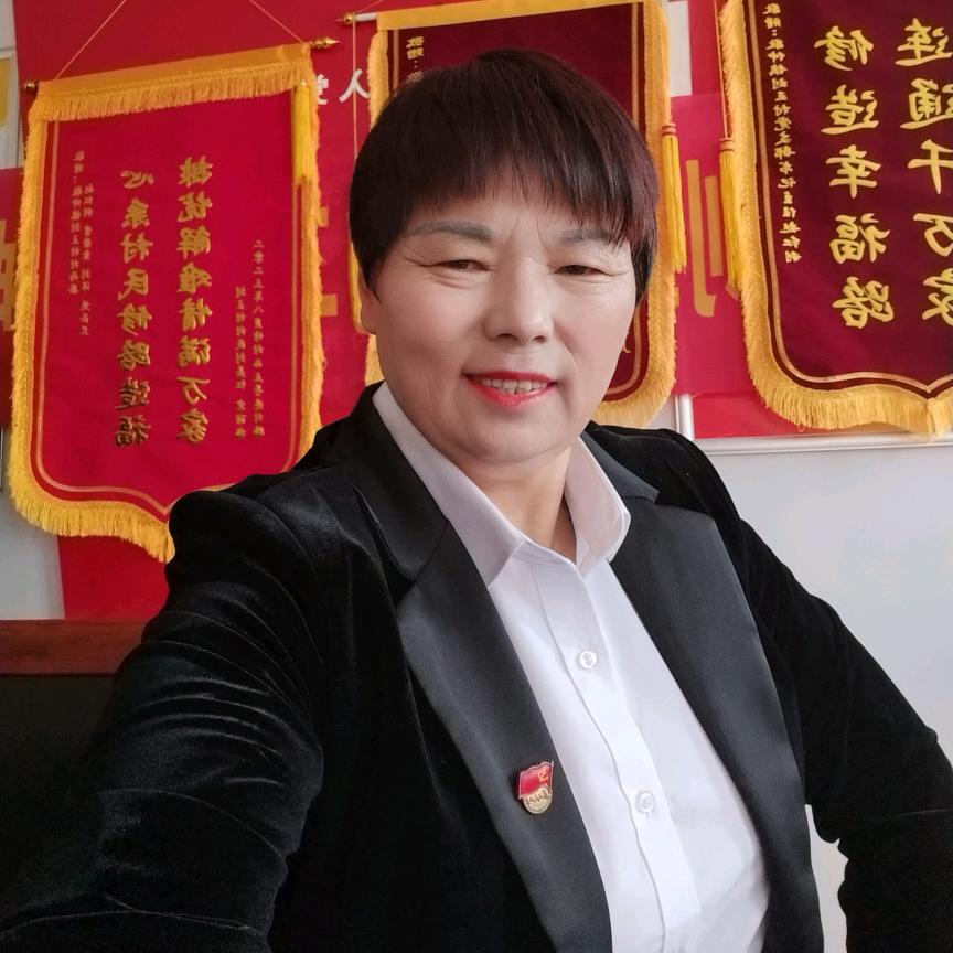 女书记赵红利