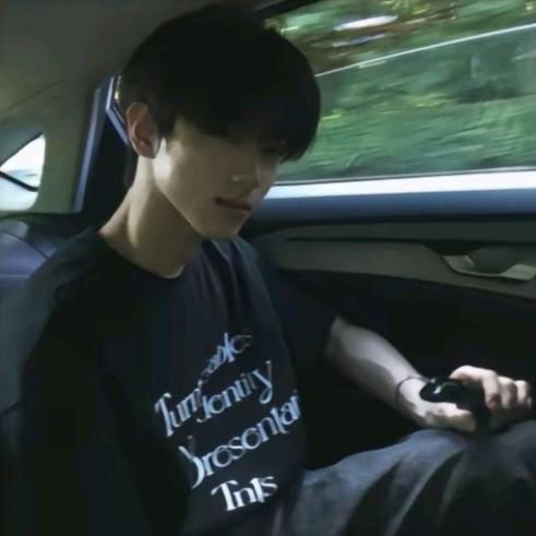 🌈不会熬夜的香菜