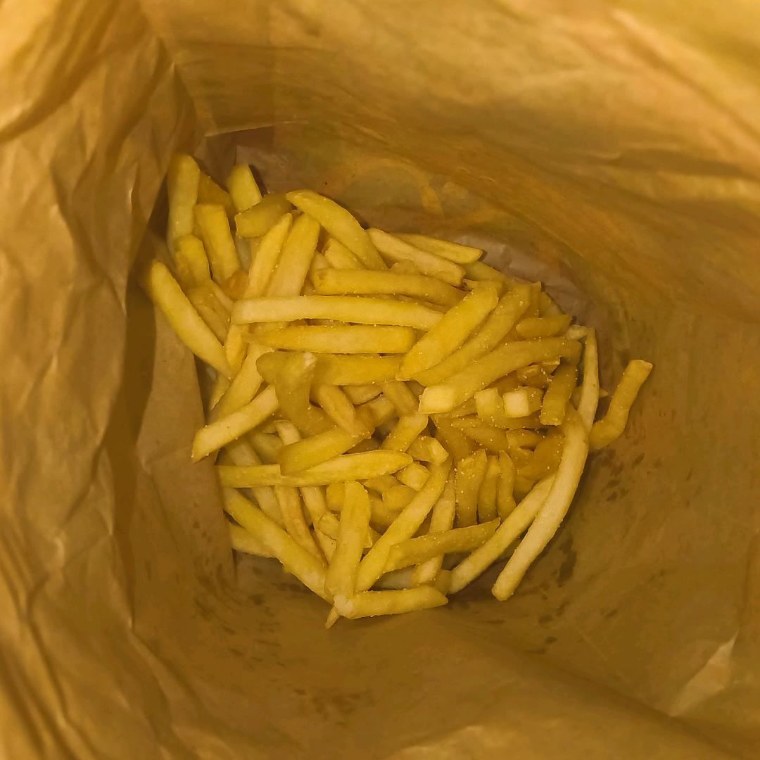 麦旋风插薯条装蛋糕