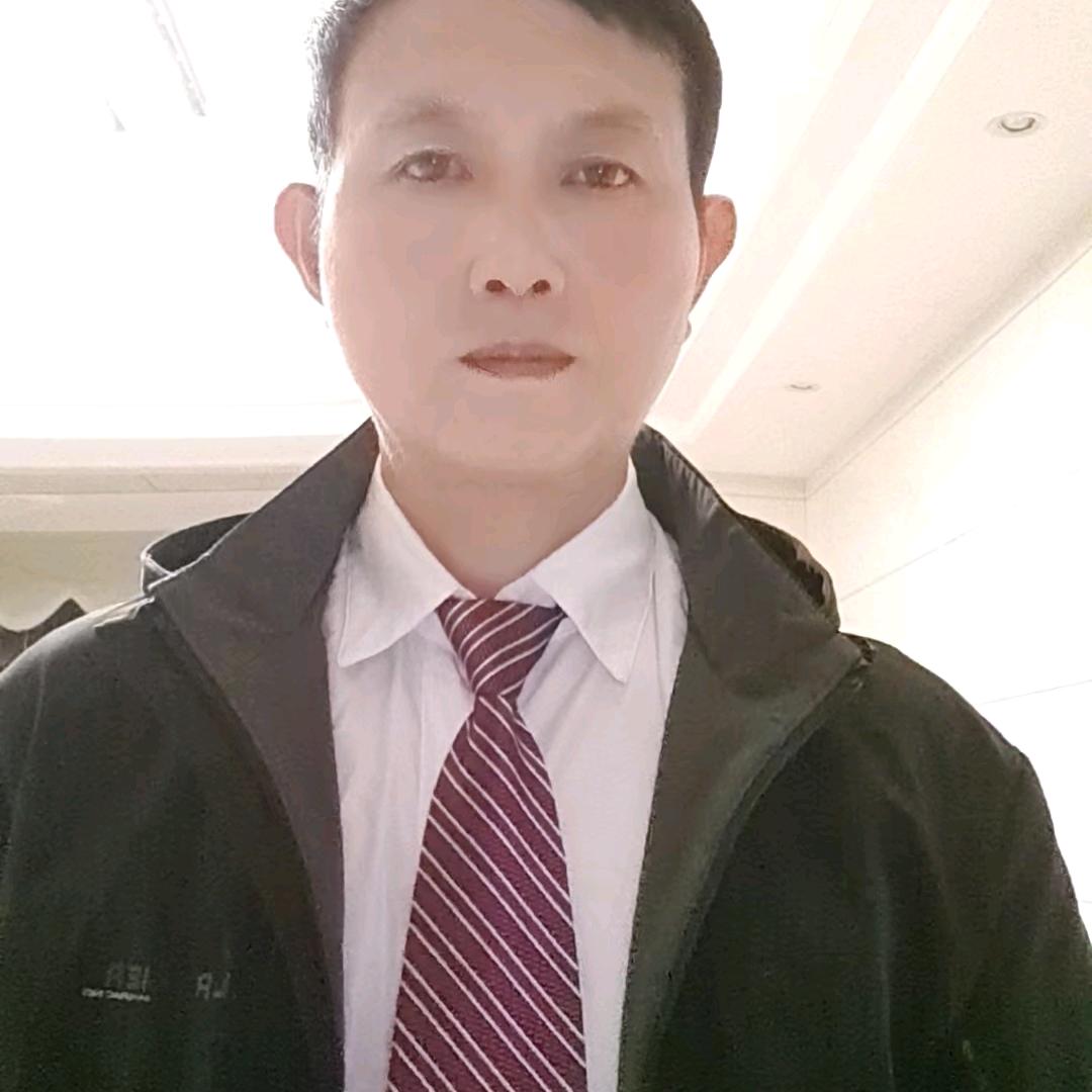 阿龙