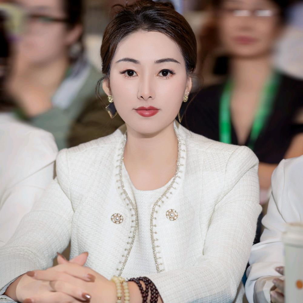 塑明星张小仙