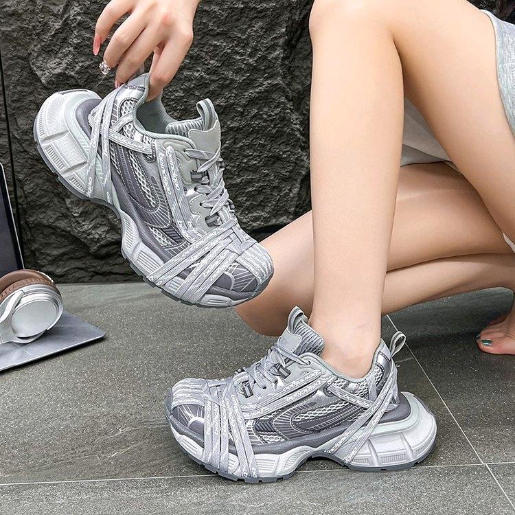 墨本初女鞋源头工厂