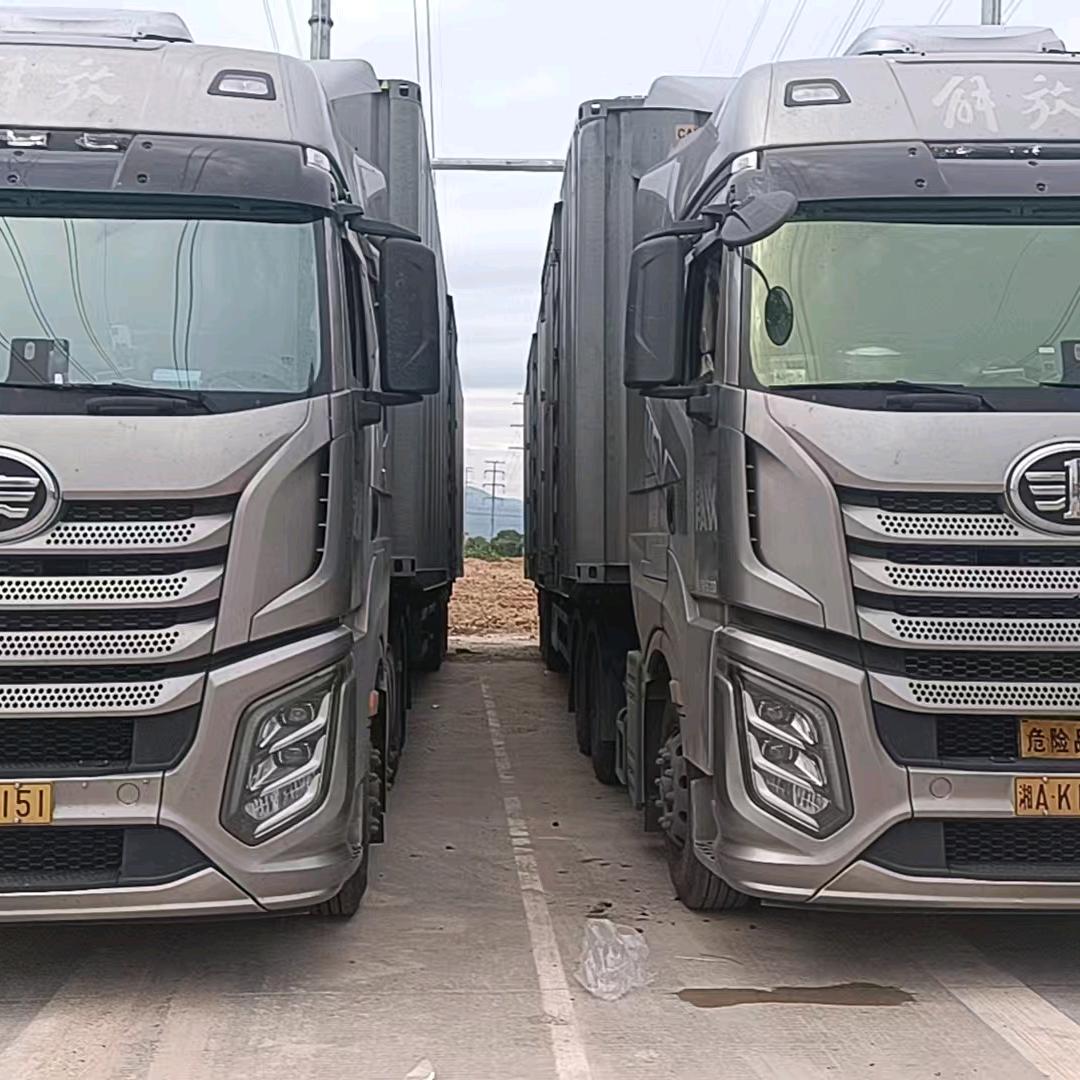 恭信物流车队承接全国各地烟花爆竹运输，