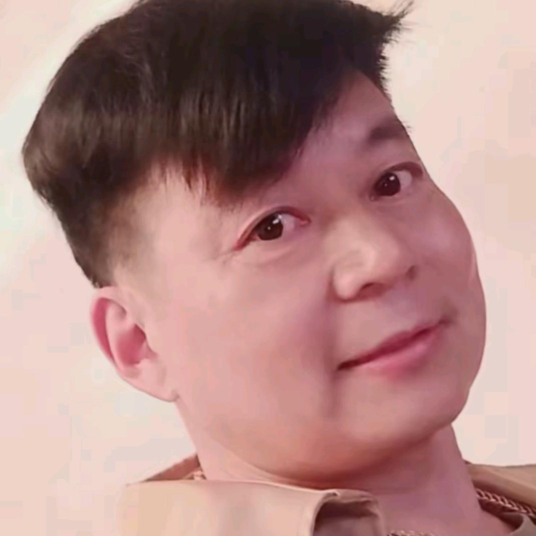 雨中行头像
