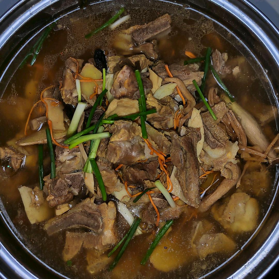 荒野美食家（安仔）