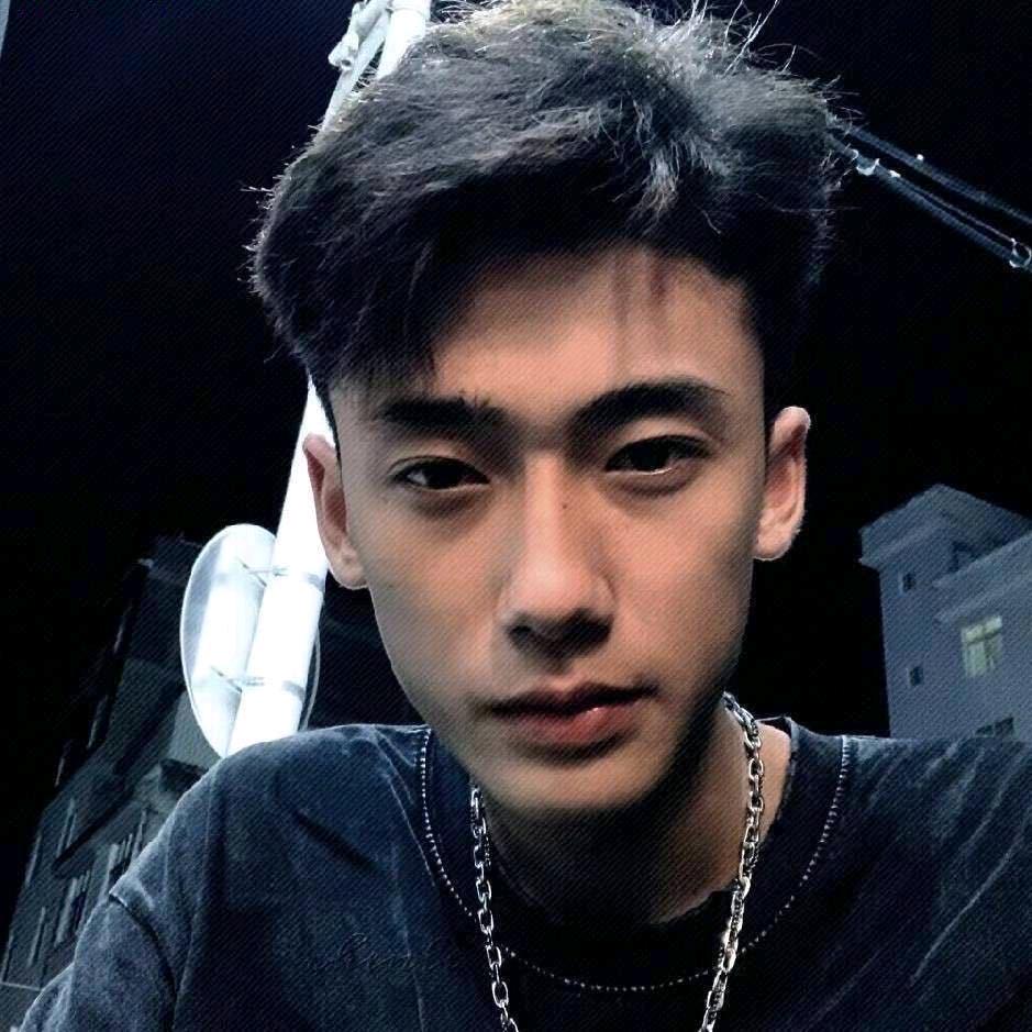 吷