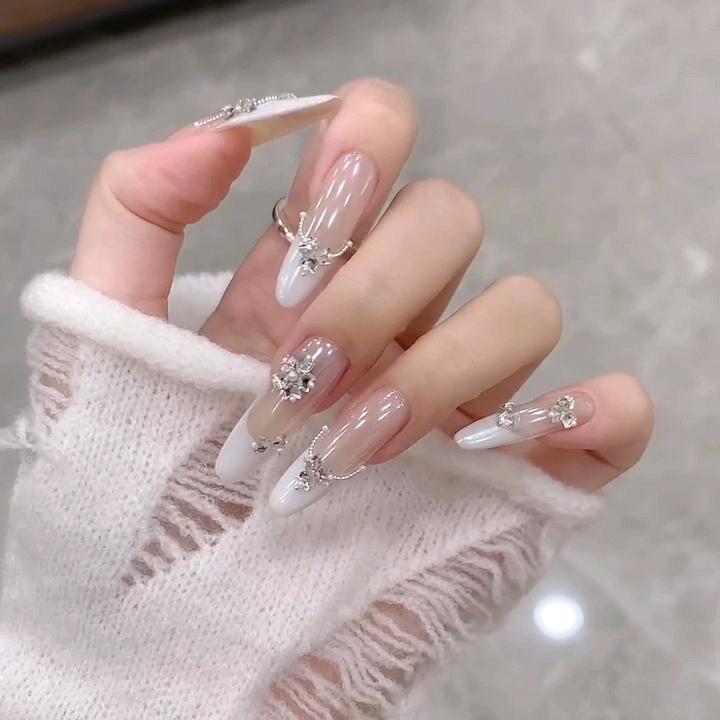 AnNa轻奢手工穿戴甲