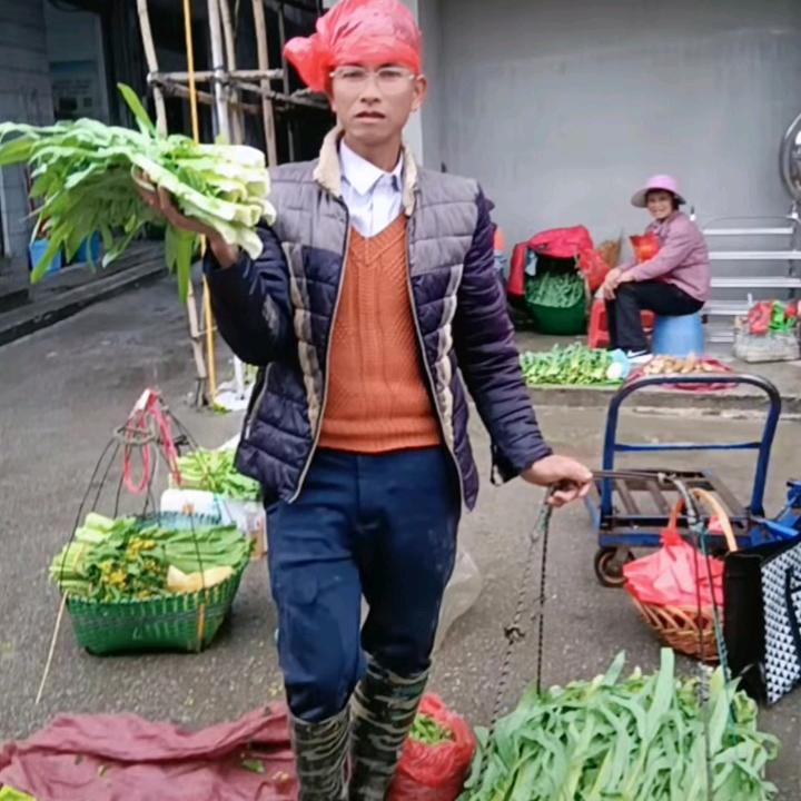 韦大哥