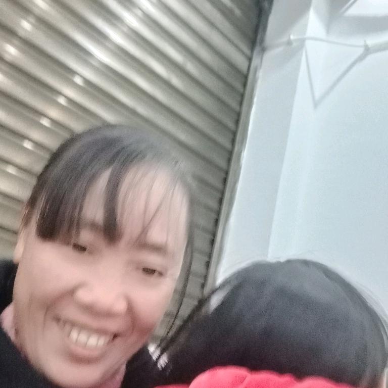 开心的我