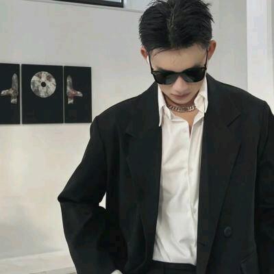 国际物流 飞箱侠（欧金雄）