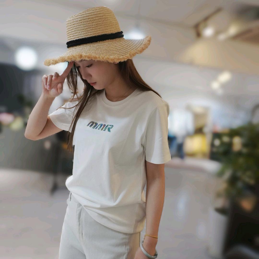 深圳市昭仪服装工厂店