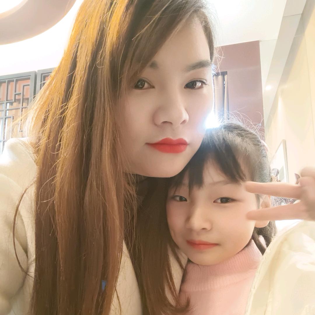 何家小姐姐💃💃