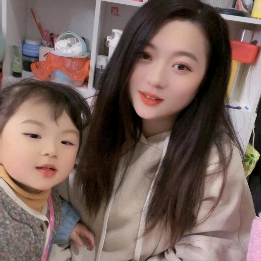 @诺诺麻麻👨‍👩‍👧