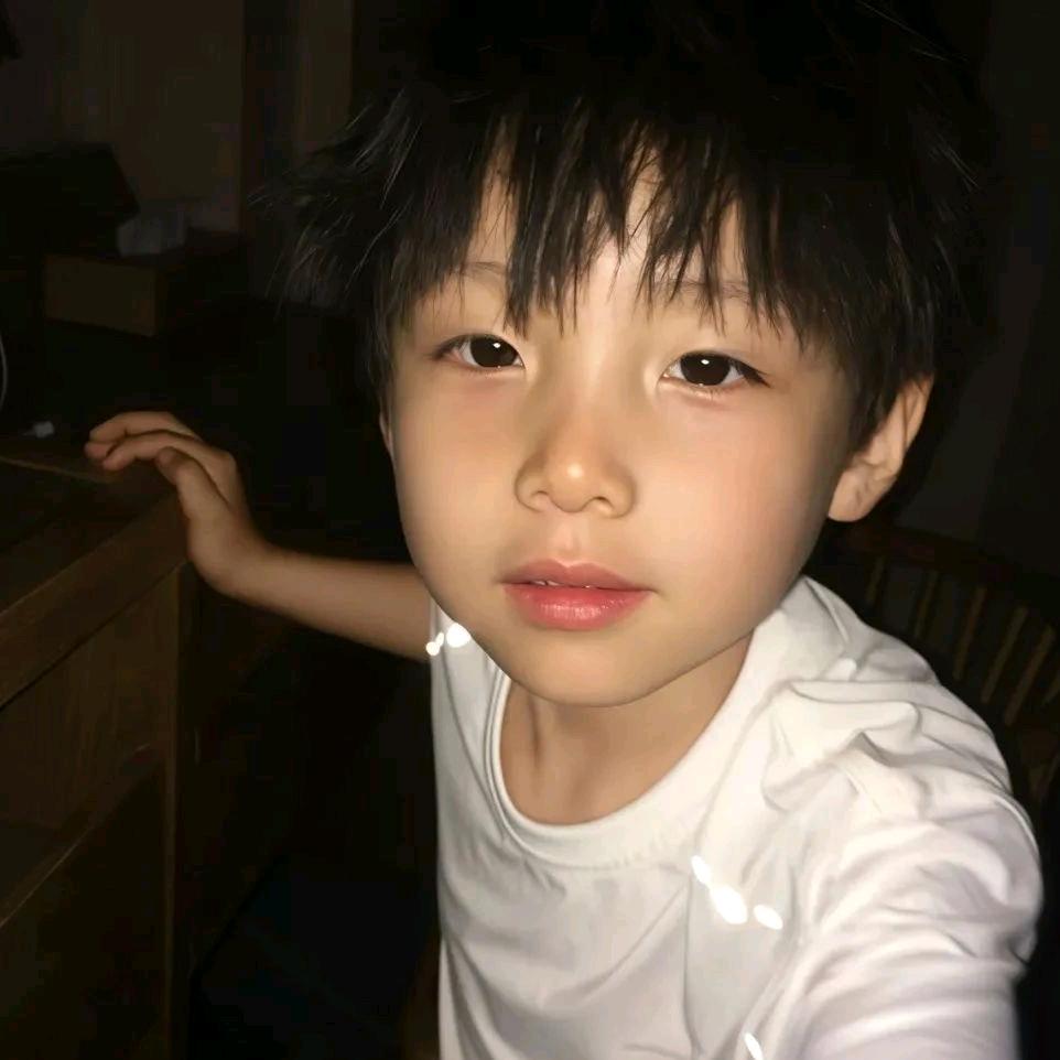 ᴘᴀᴍᴘᴇʀ🇨🇳