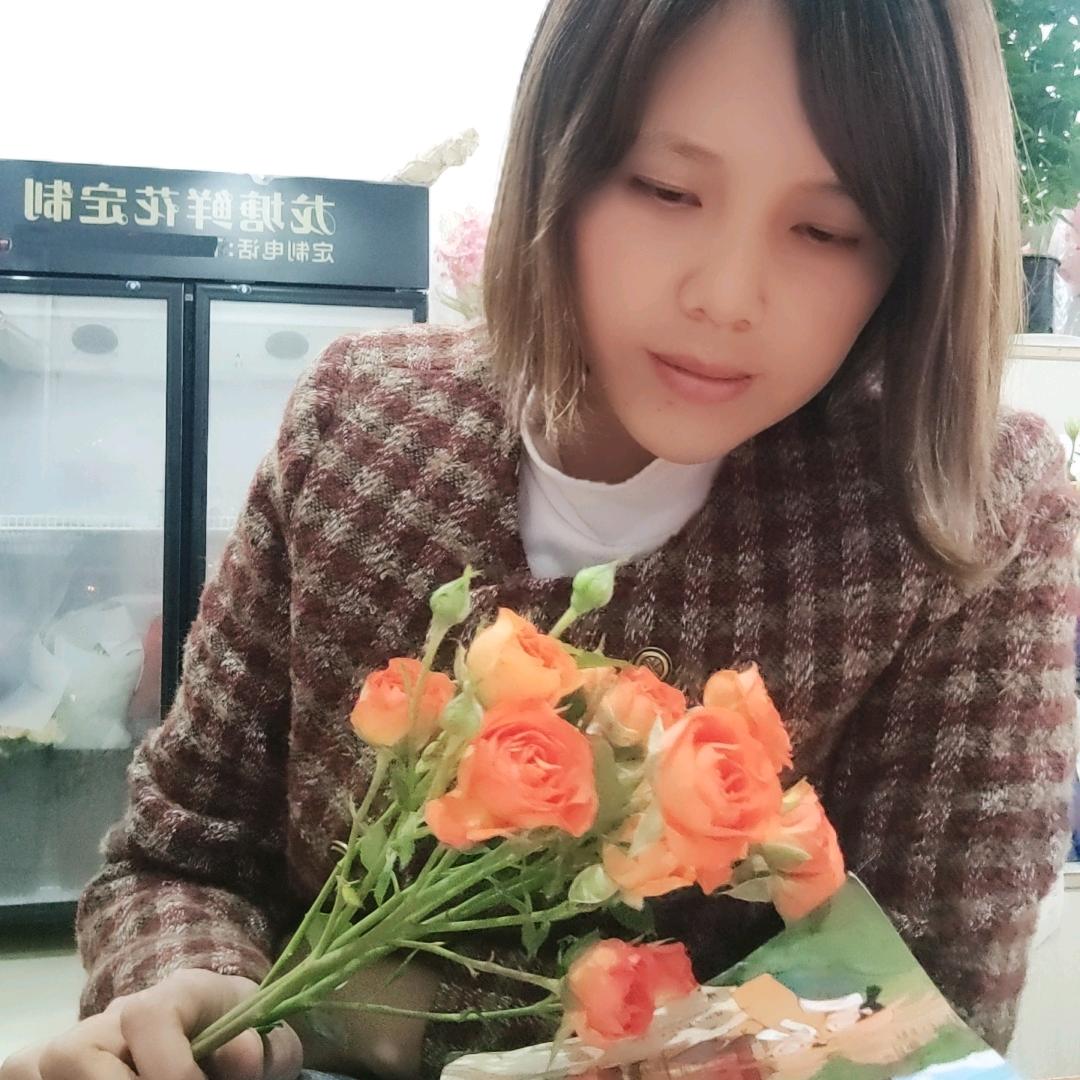 龙塘花心思兰坊花店