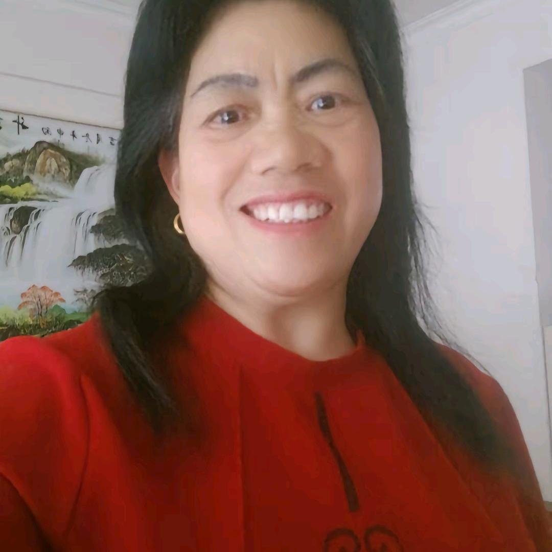 快乐的燕蓉