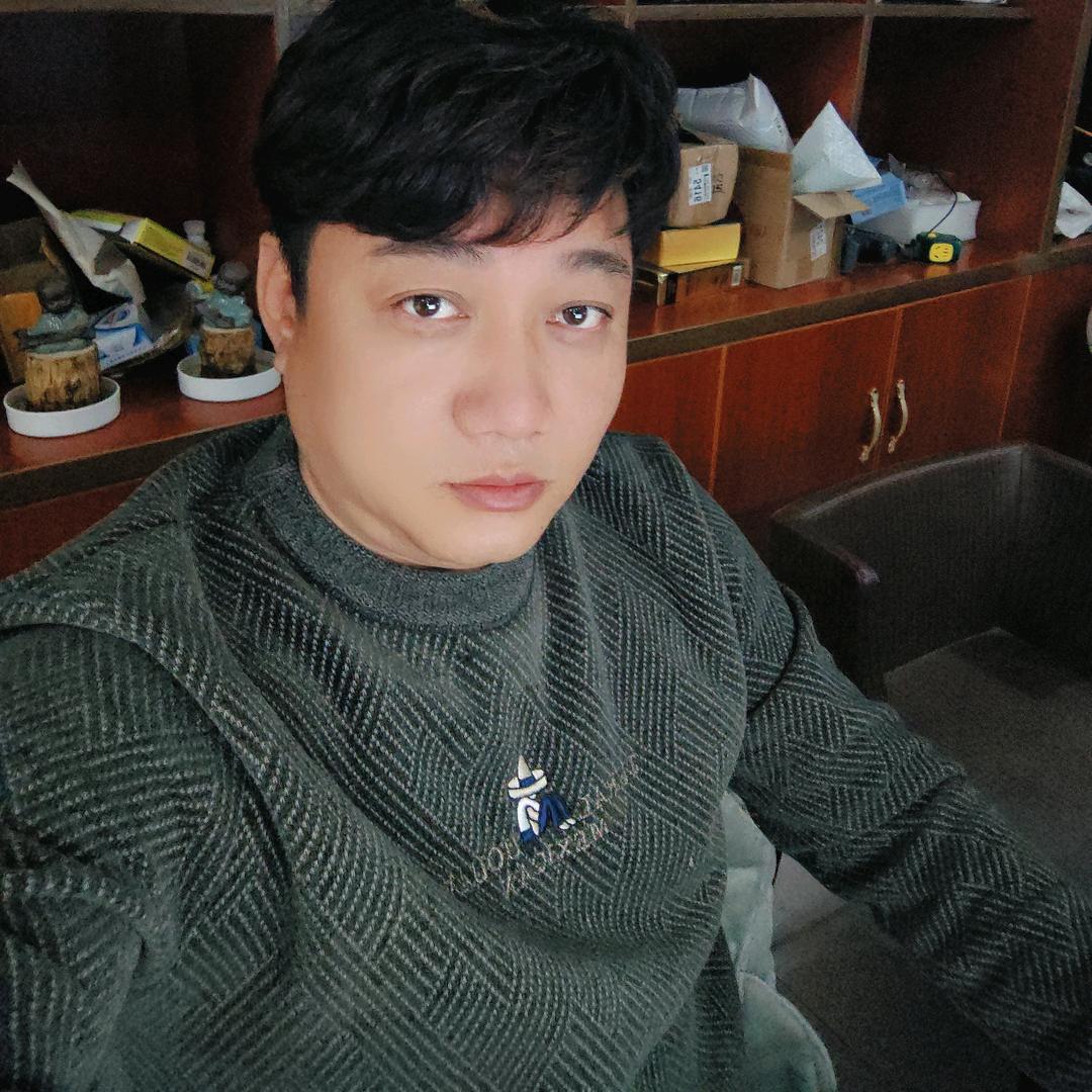 弹指瞬间。