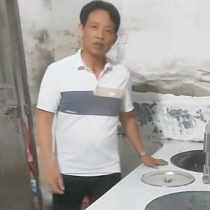 黄冈三哥做灶。收学员